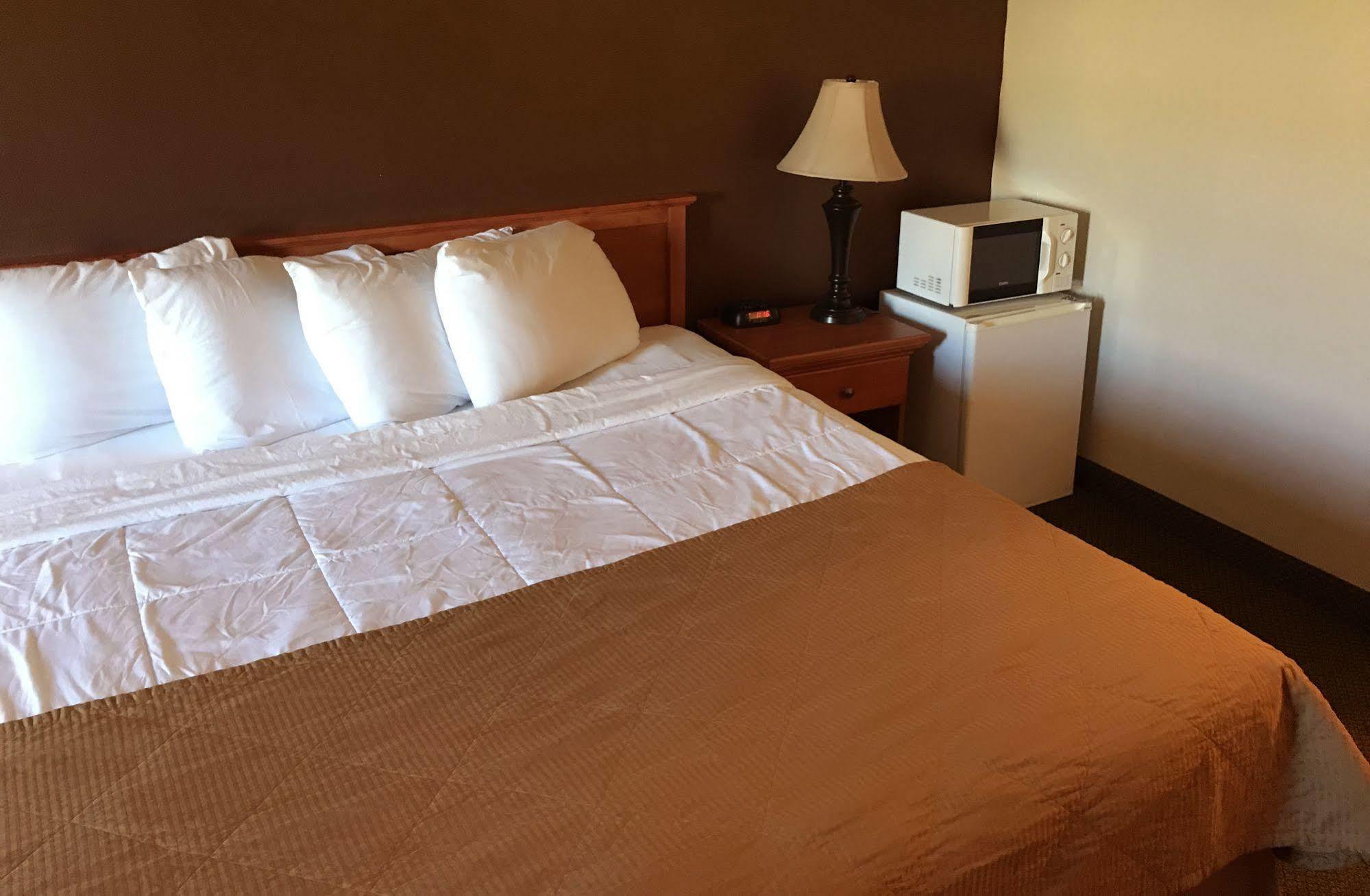 Fairbridge Inn & Suites - Льюистон Экстерьер фото